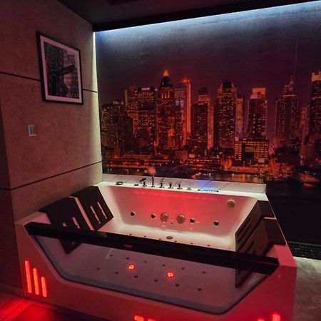 Apartament Manhattan Ełk Extérieur photo